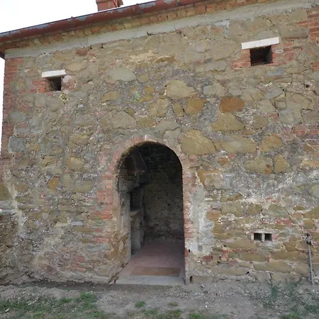 Favolosa In Toscana * 루치냐노