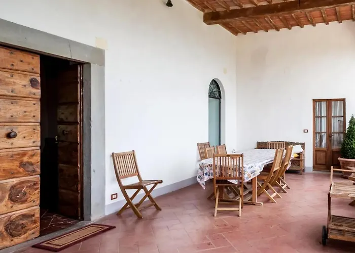 Favolosa In Toscana